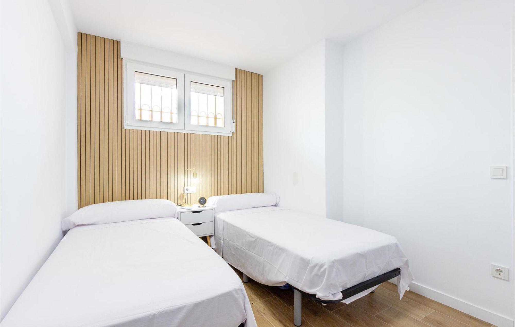 Lovely Apartment In Santa Pola With Kitchen Exterior foto